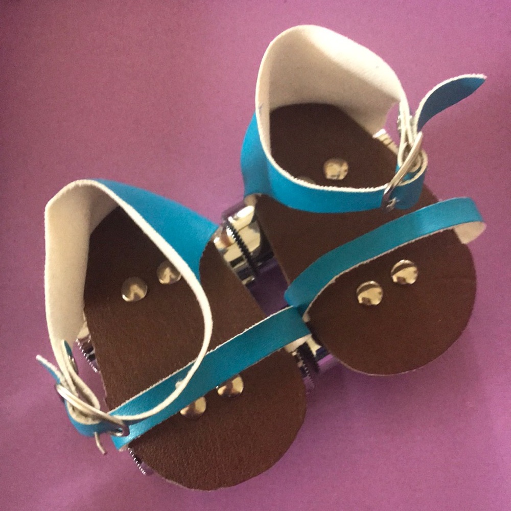 American Girl Molly Roller Skates, Socks, Shoes